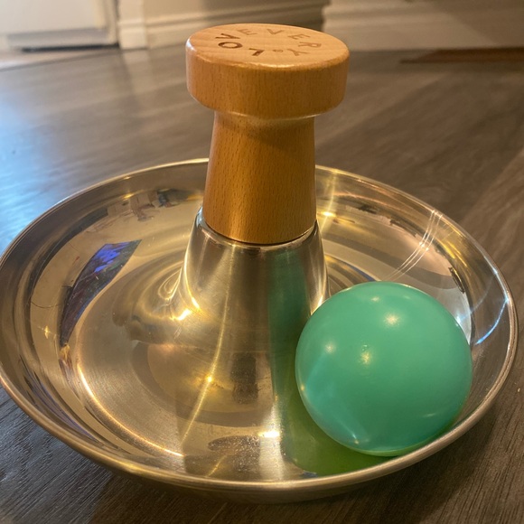 Lovevery Spinner - Picture 2 of 2